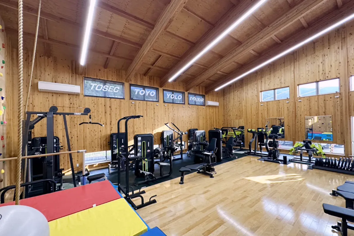 YOLO Fitness Club
